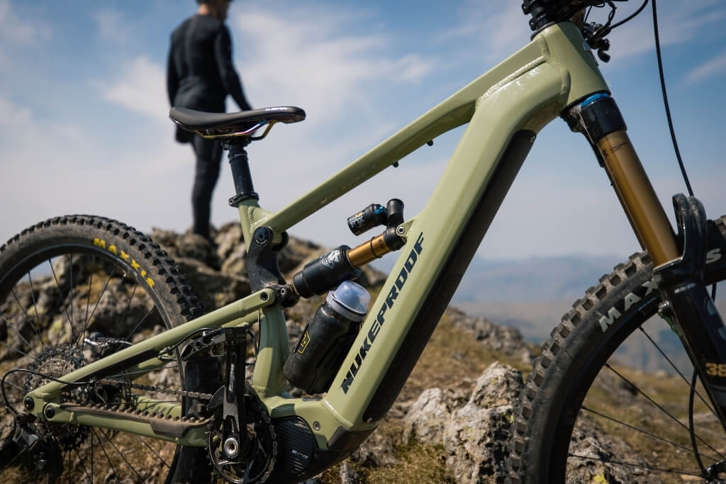 Nukeproof električno kolo od blizu.