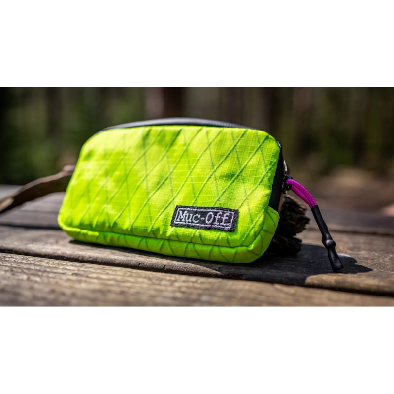 Vodoodporna torbica MUC-OFF Rainproof Essentials Case HI-VIS