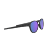 926555-1-webp Sončna očala OAKLEY Latch Matte Black / Prizm Violet