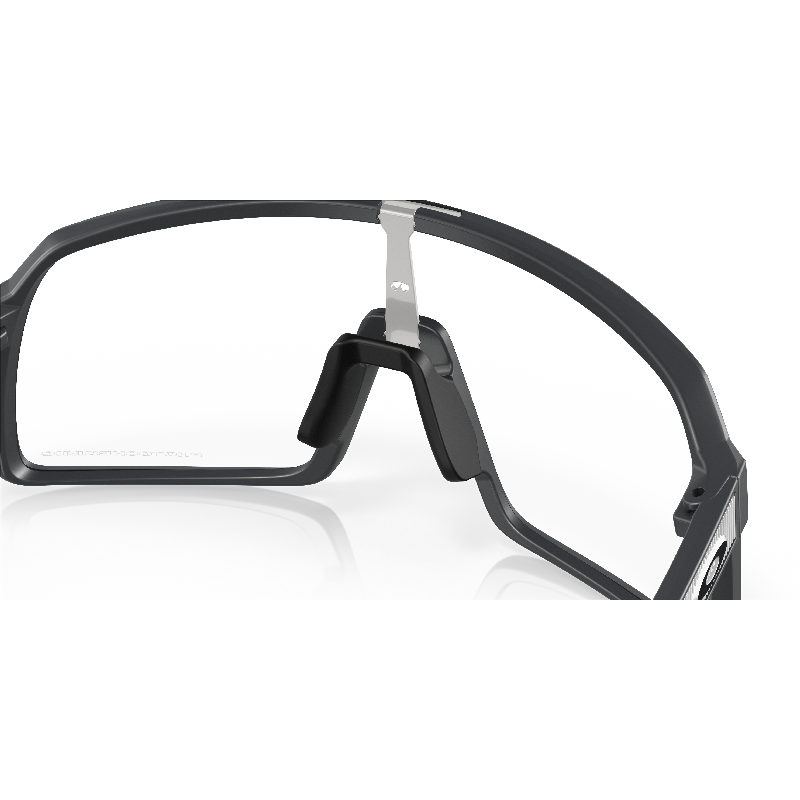 Sončna očala OAKLEY Sutro Matte Carbon / Clear Photochromic
