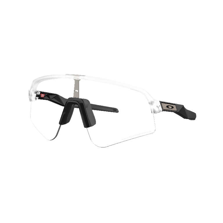 Sončna očala OAKLEY Sutro Lite Sweep Matte Clear / Clear Photochromic Sončna očala OAKLEY Sutro Lite Sweep Matte Clear / Clear Photochromic